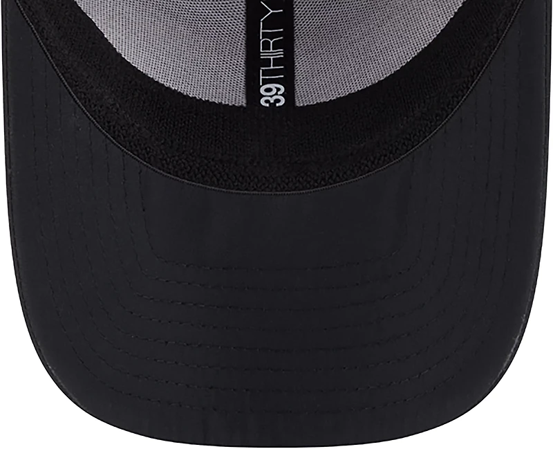 New Era Men's Pelicans Night Black 39THIRTY Cap
