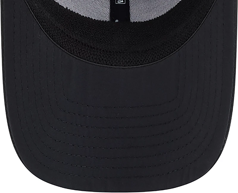 New Era Adults' San Antonio Spurs 39THIRTY Night Black Cap