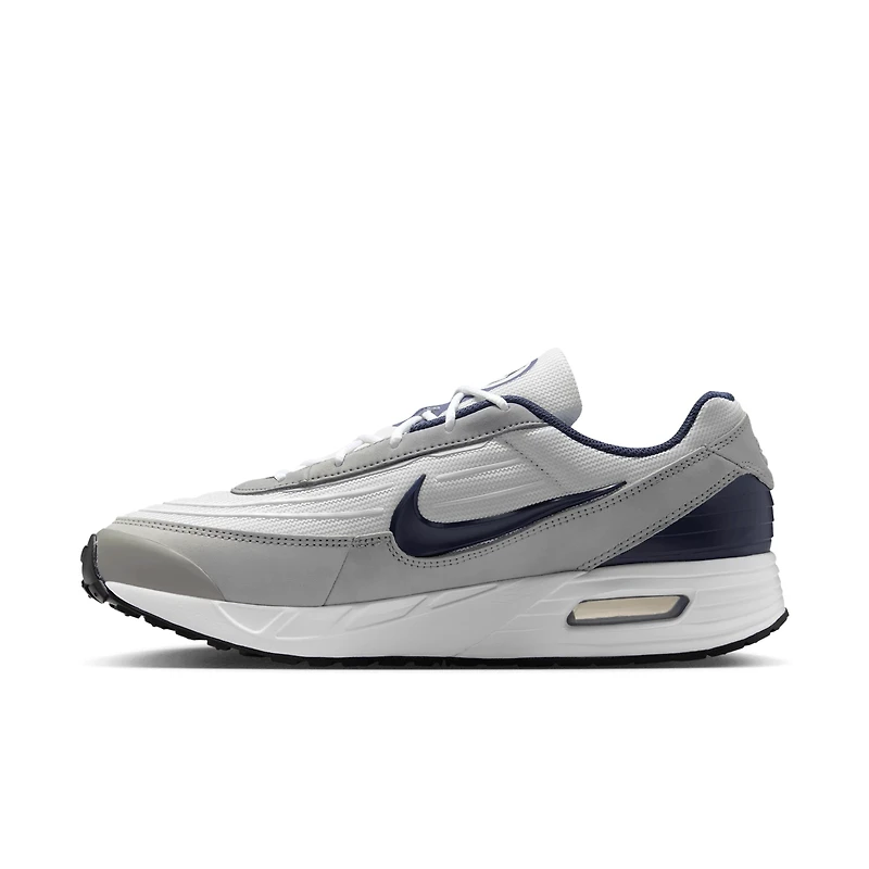 Nike Adults' UConn Huskies Air Max Verse
