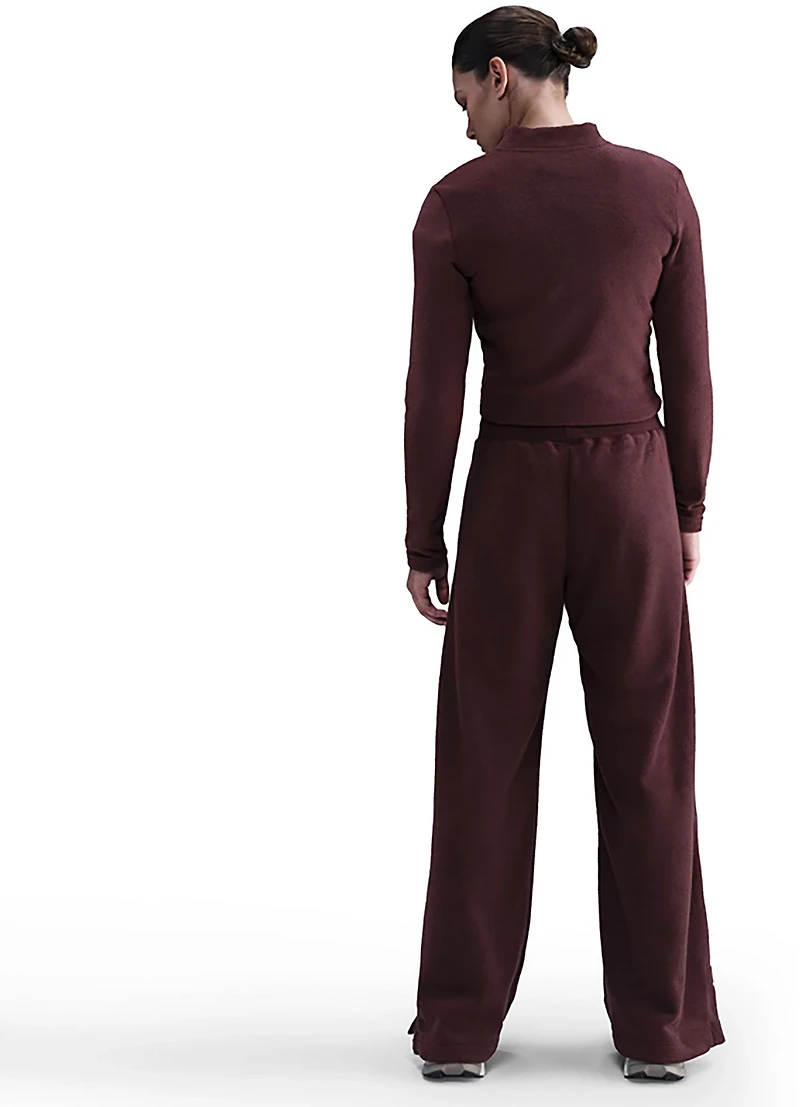 Nike Women's Sportswear Phoenix Plush Long Sleeve Fleece 1/2 Zip Top