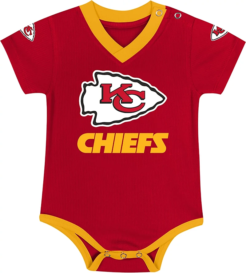 Outerstuff Infants' Chiefs Team Captain N&N Creeper