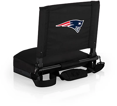 Picnic Time New England Patriots Gridiron Folding Padded Stadium Seat