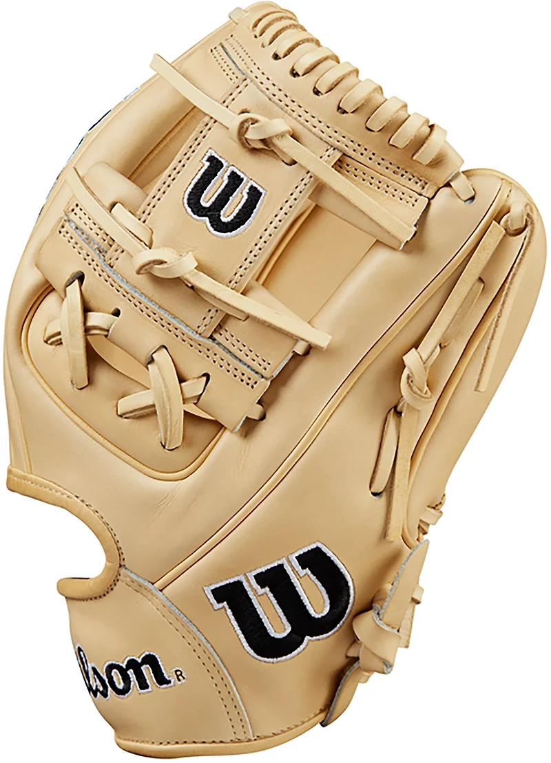 Wilson 11.5 in. Adult Classic Baseball Fielding Glove