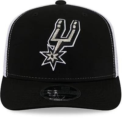 New Era Adults' San Antonio Spurs 9SEVENTY Trucker Cap