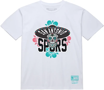 Mitchell & Ness Men's San Antonio Spurs Fiesta Skull Graphic T-shirt