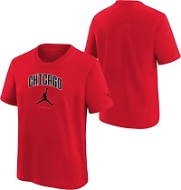 Nike Boys' Chicago Bulls Courtside Cities T-shirt