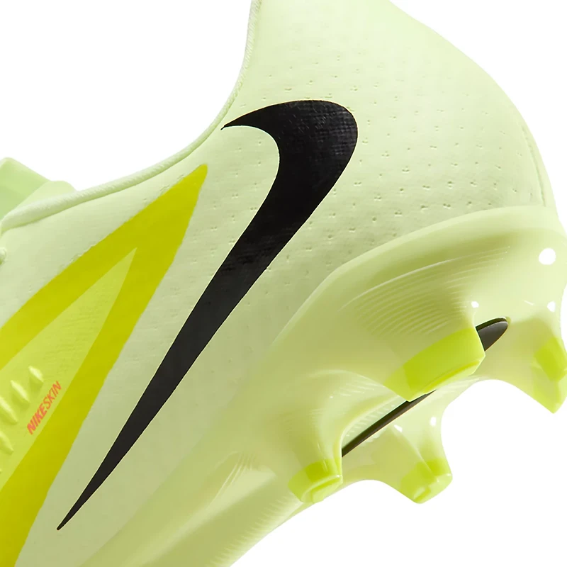 Nike Phantom 6 Low Academy Soccer Cleats
