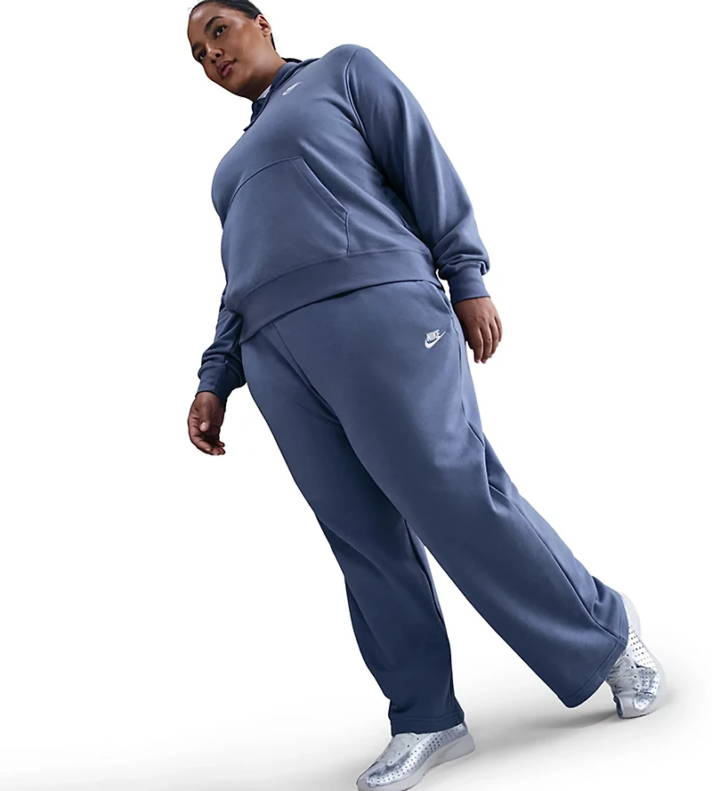 Nike Women's Sportswear Club Fleece Mid Rise Wide Leg Plus Sweatpants