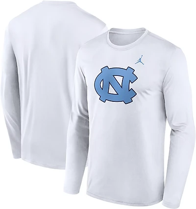 The Jordan Men's North Carolina Tar Heels Primary Logo Legend Long Sleeve T-shirt is made of cotton and has ribbed details.