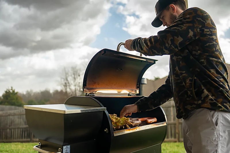 Grilla Silverbac 2.0 Wood Pellet Grill