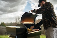 Grilla Silverbac 2.0 Wood Pellet Grill