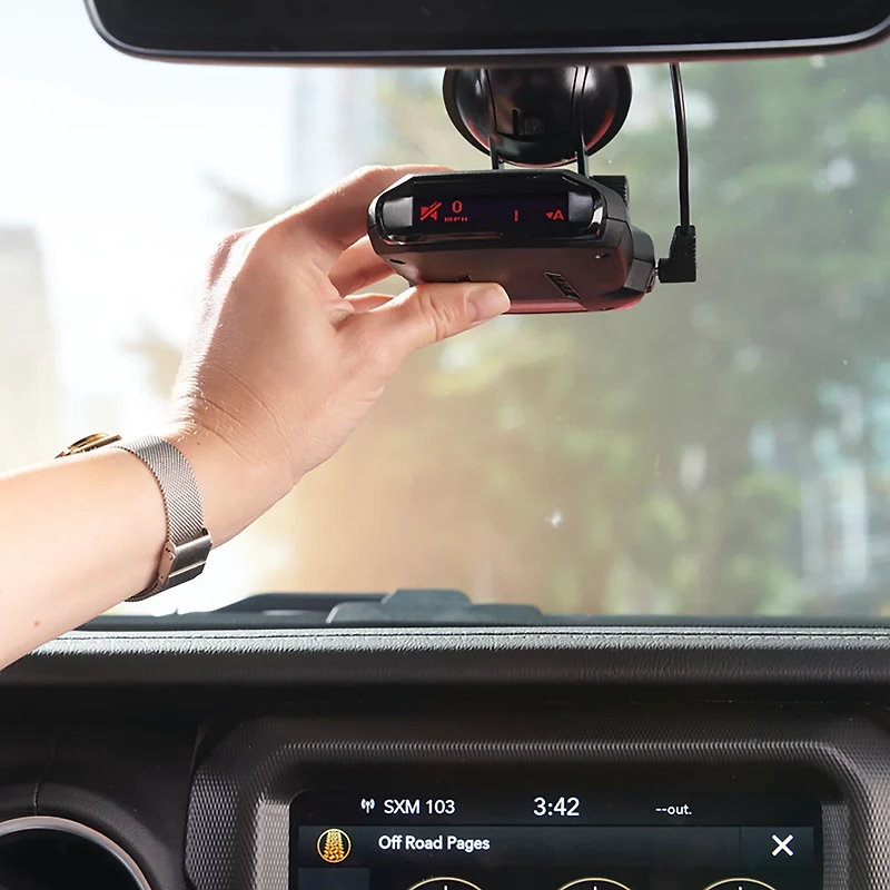 Cobra 700i Radar Premium Radar Detector