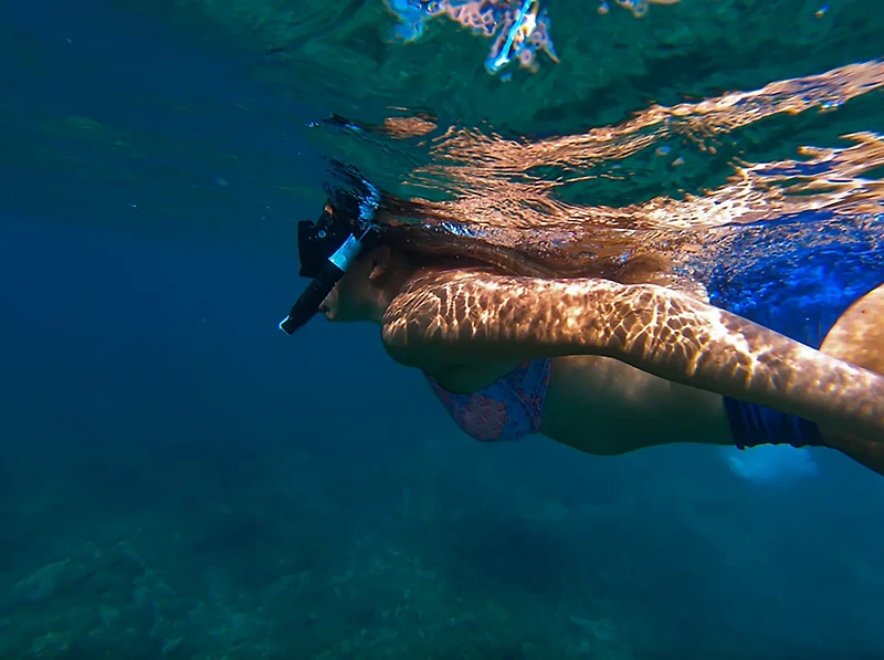 US Diver Adults' Belize Teal and Black Mask Swim Goggles