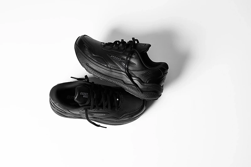 Brooks Women's Ghost Max 2 Leather Shoes