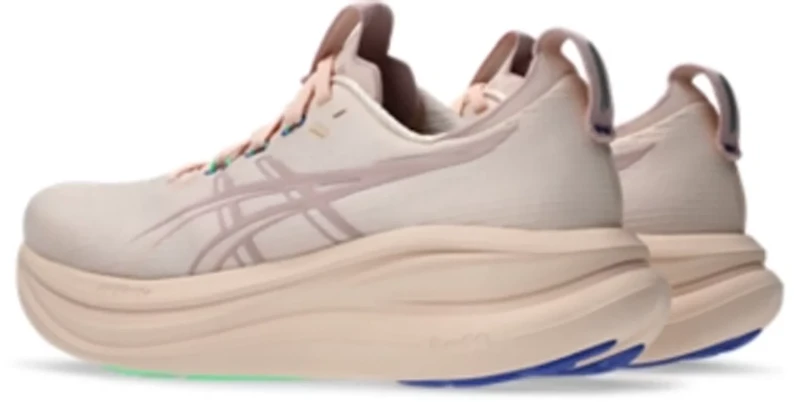 ASICS Women's GEL-NIMBUS  28 Running Shoes