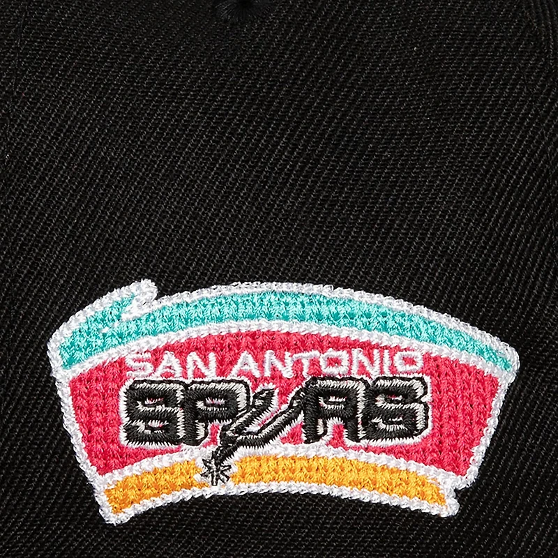 Mitchell & Ness Spurs Chain Gang Hardwood Classics Pro Cap