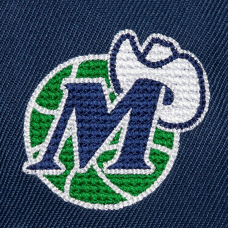 Mitchell & Ness Mavericks Chain Gang Hardwood Classics Pro Cap