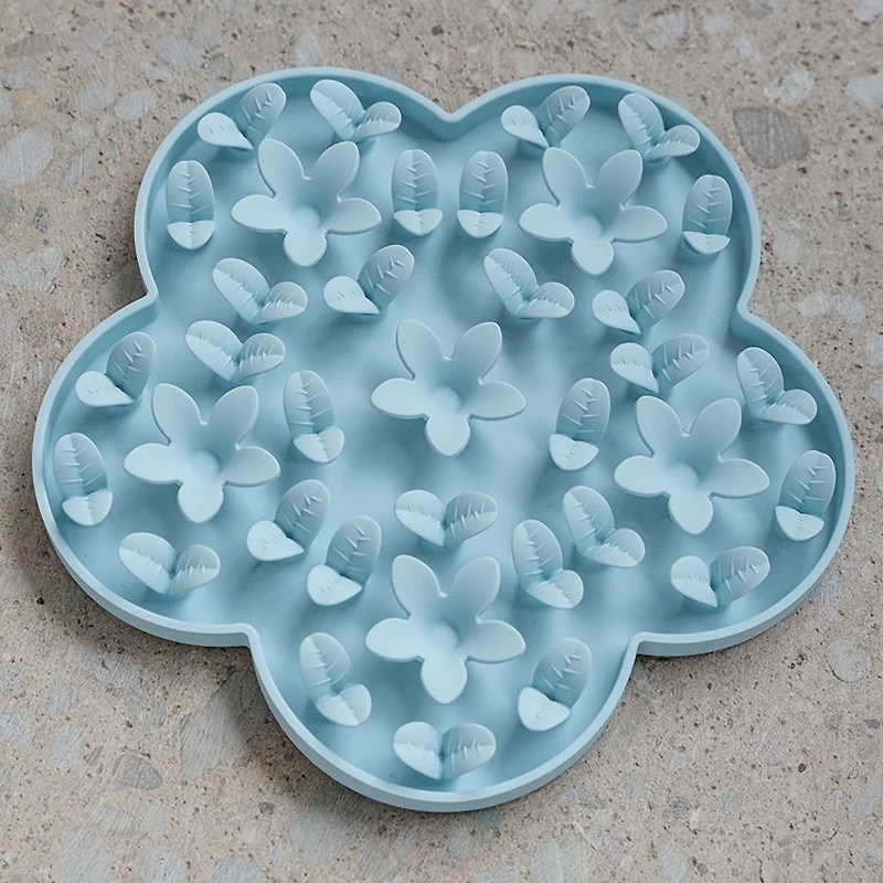 Dexypaws Sky Blue Flower Enrichment Snuffle Mat