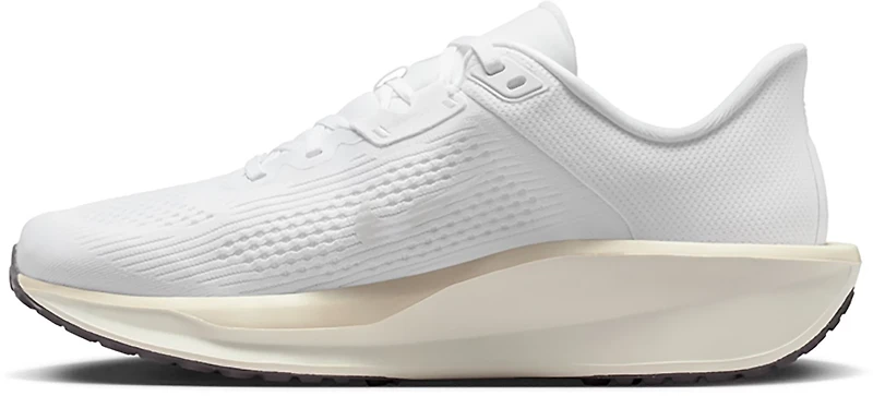 Nike Women's Quest 6 Running Shoes