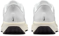 Nike Women's Quest 6 Running Shoes