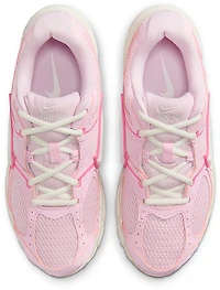 Nike Women's V5 Runner Shoes