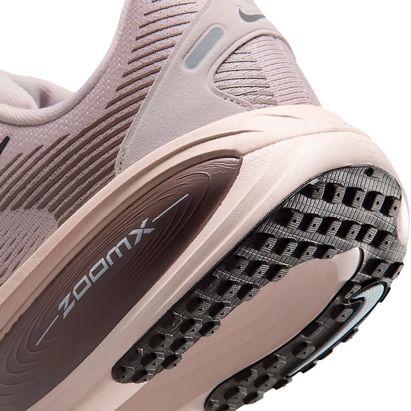 Nike Women's Vomero 18 Road Running Shoes