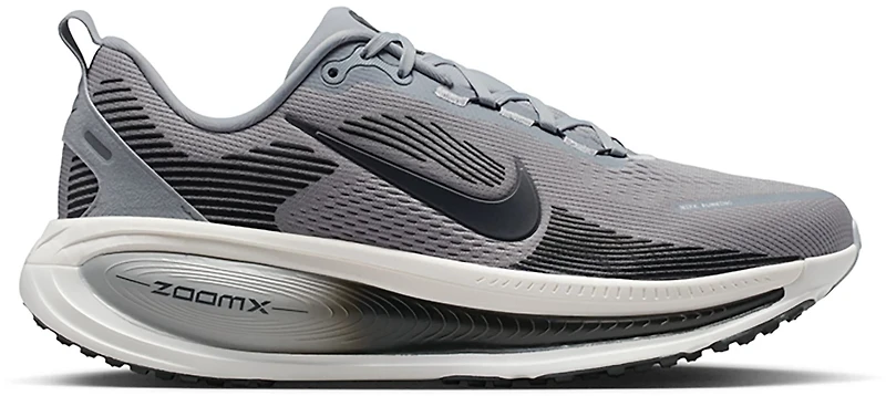 Nike Men's Vomero 18 Running Shoes