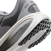 Nike Men's Vomero 18 Running Shoes