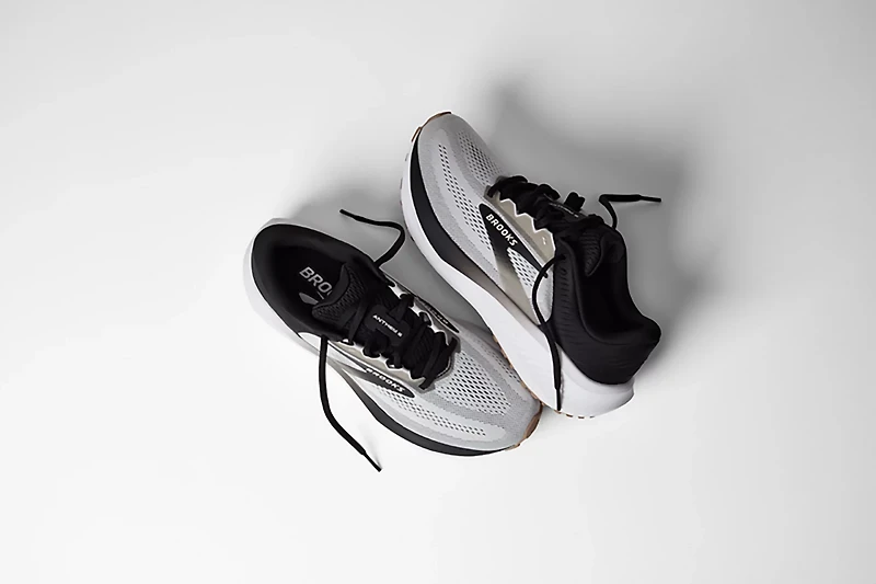 Brooks Men's Anthem 8 Running Shoes