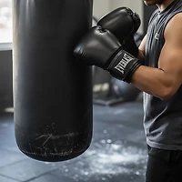 Everlast Classic Synthetic Leather Boxing Gloves