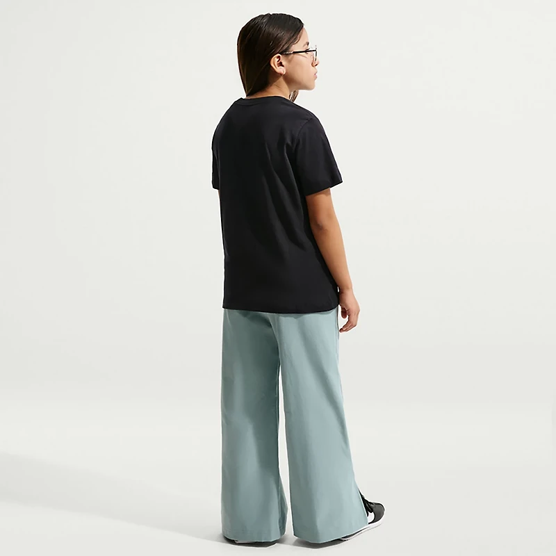 Nike Boys' Sportswear Club Script T-shirt