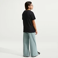 Nike Boys' Sportswear Club Script T-shirt