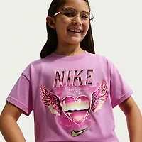 Nike Girls' Sportswear Boy Mystical Graphic T-shirt