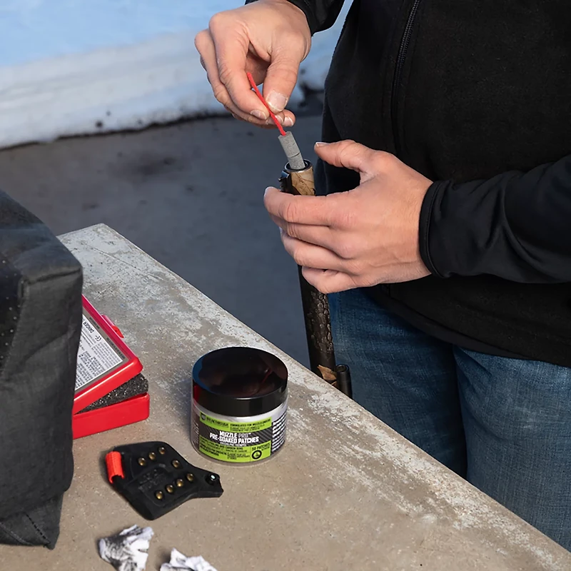 Breakthrough Muzzle Pro Round Pre-Soaked Cleaning Patches 50-Pack