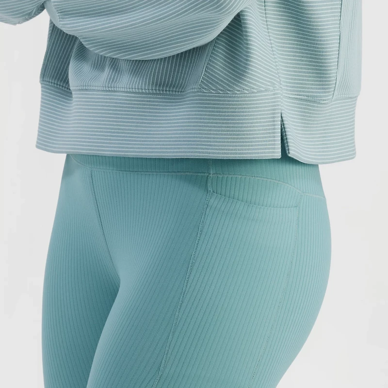 Freely Women's Emily Pullover Sweatshirt