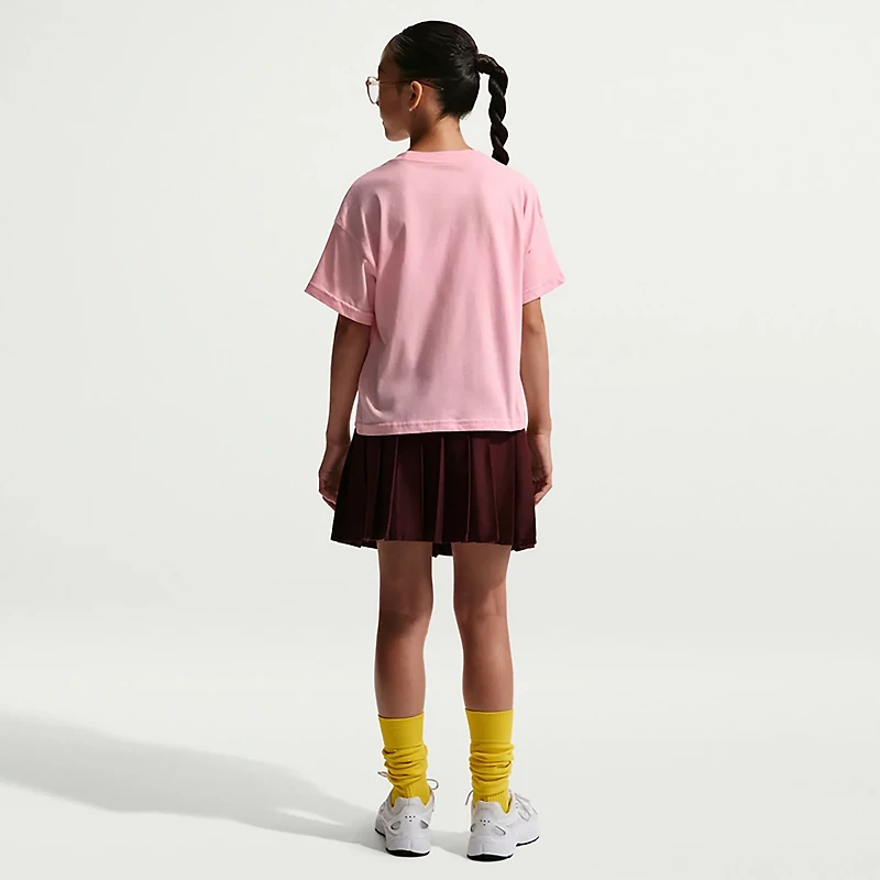 Nike Girls' Sportswear Essential T-shirt