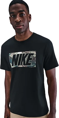 Nike Men's Sportswear Block T-shirt
