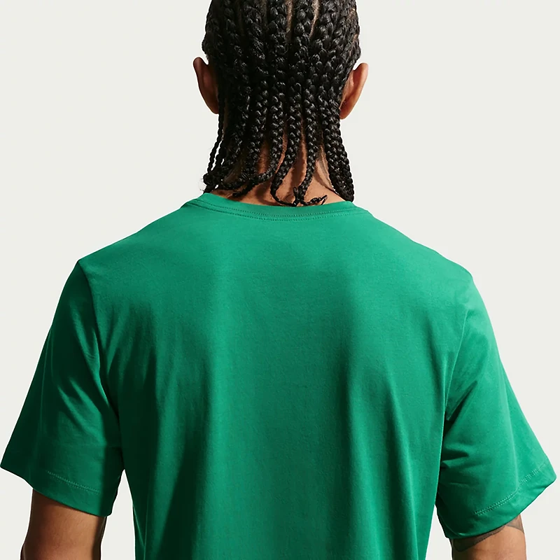 Nike Men's Sportswear Swoosh Graphic T-shirt