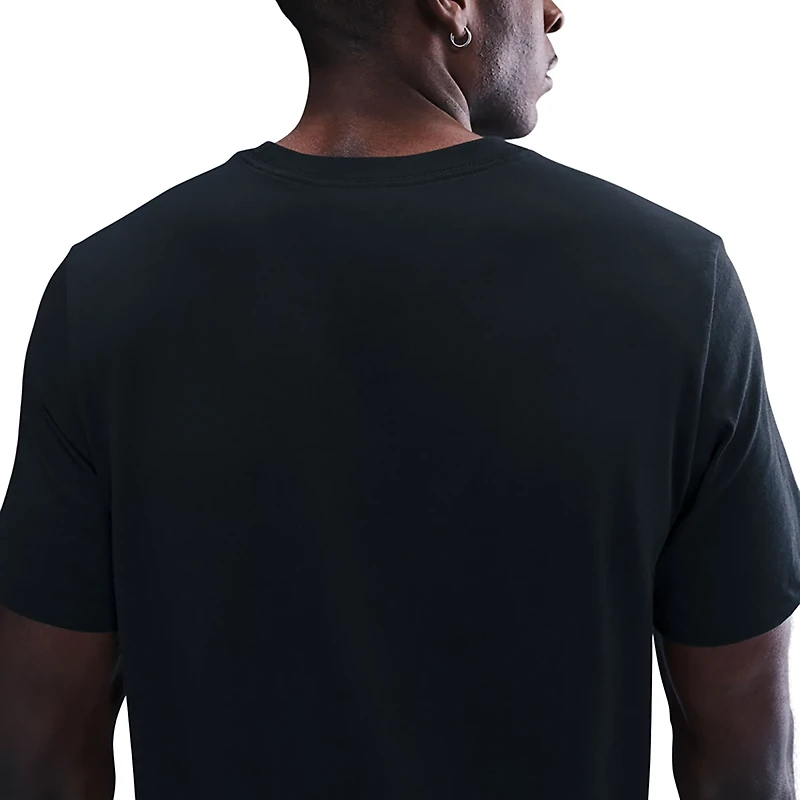 Nike Men's Sportswear Swoosh T-shirt