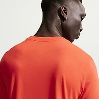 Nike Men's Sportswear Swoosh T-shirt