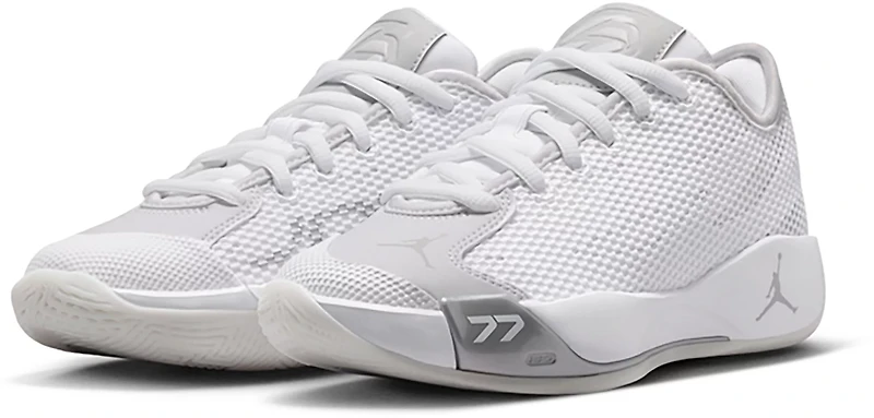 Jordan Boys' Luka .77 V2 Basketball Shoes