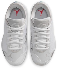 Jordan Boys' Luka .77 V2 Basketball Shoes