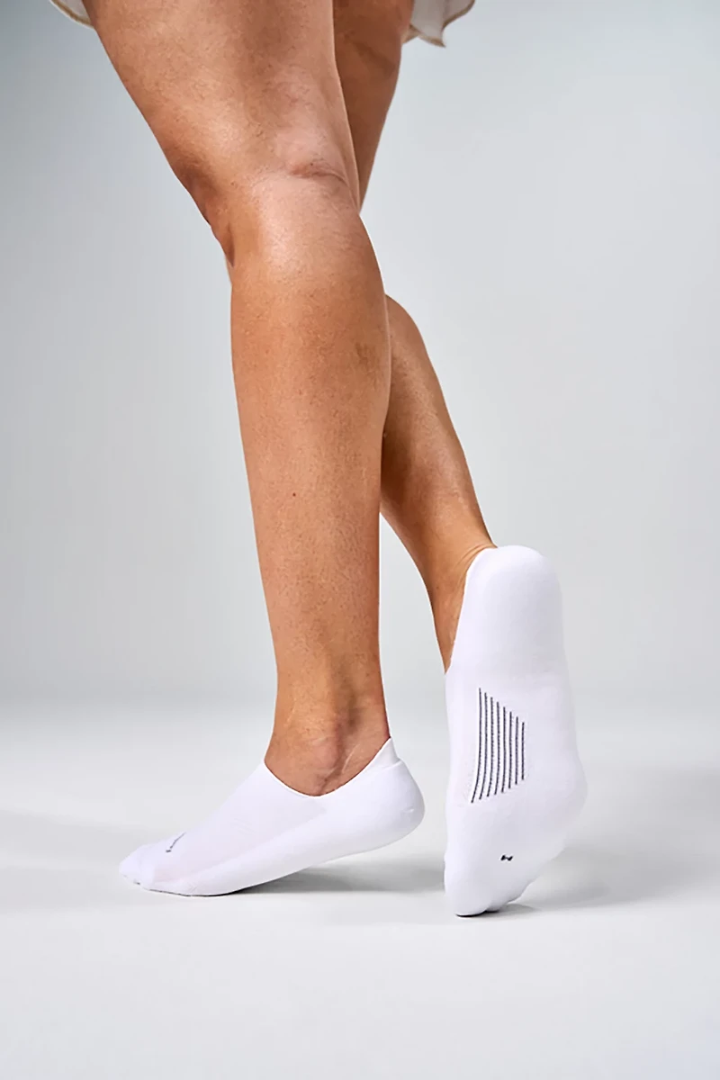 Feetures Elite Invisible Footie Running Socks 1-Pack