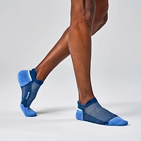 Feetures Elite Max Cushion No Show Tab Running Socks