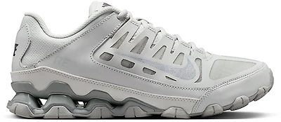 Nike Women's Reax 8 TR Shoes