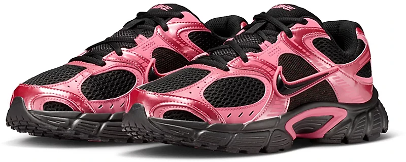 Nike Women's V5 Runner Shoes