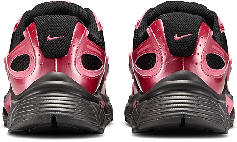 Nike Women's V5 Runner Shoes