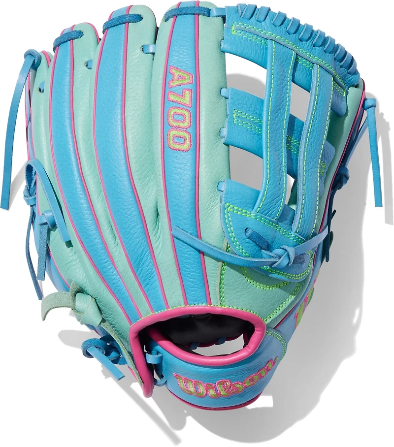 Wilson 12 in Youth A700 Fielding Baseball Glove