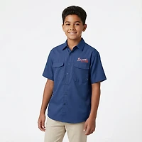 Antigua Men's Atlanta Braves Game Day Woven Fishing Shirt