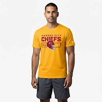 Nike Men's Chiefs Helmet Essential T-shirt